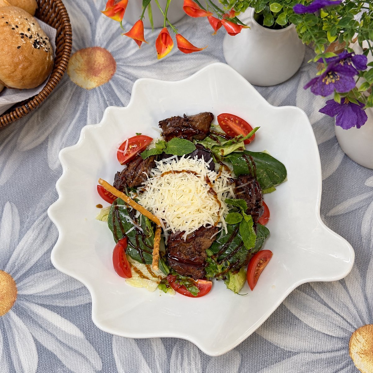 Тёплый салат с куриной печенью